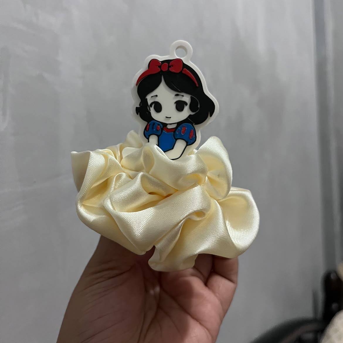 Hair Tie Ball Gown Keychain – 3MF File
